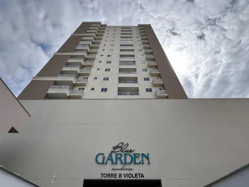BLUE GARDEN