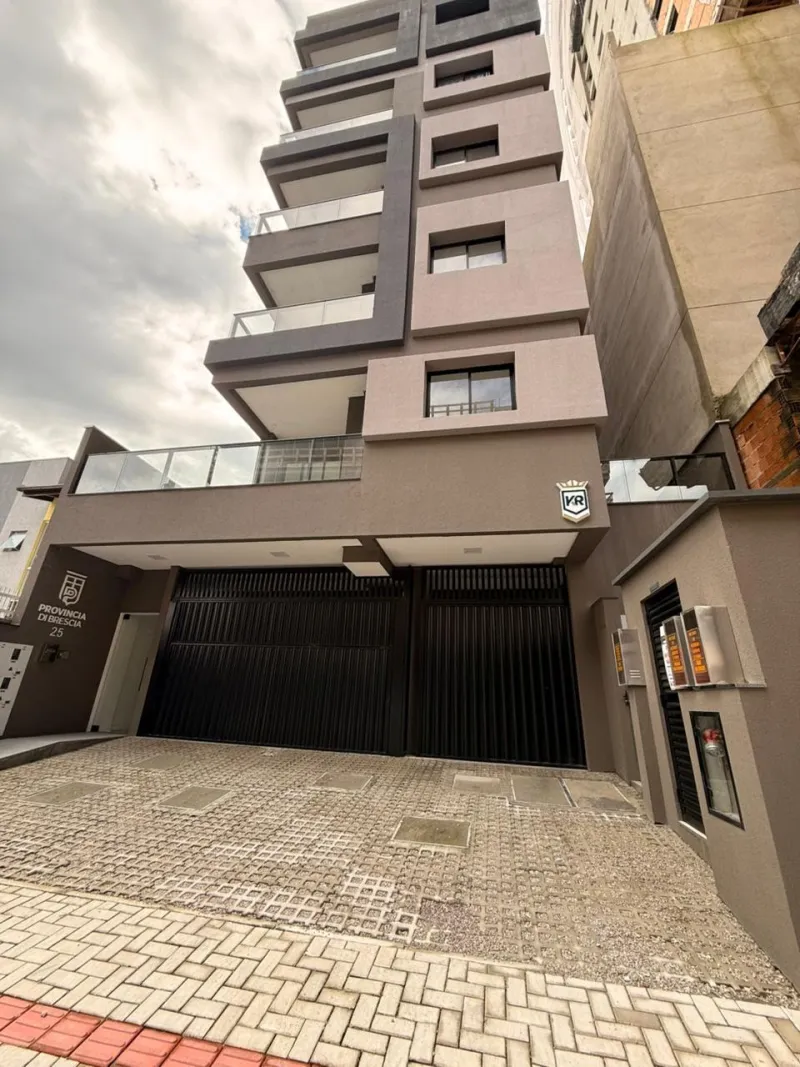 Apartamento em Perequê  -  Porto Belo