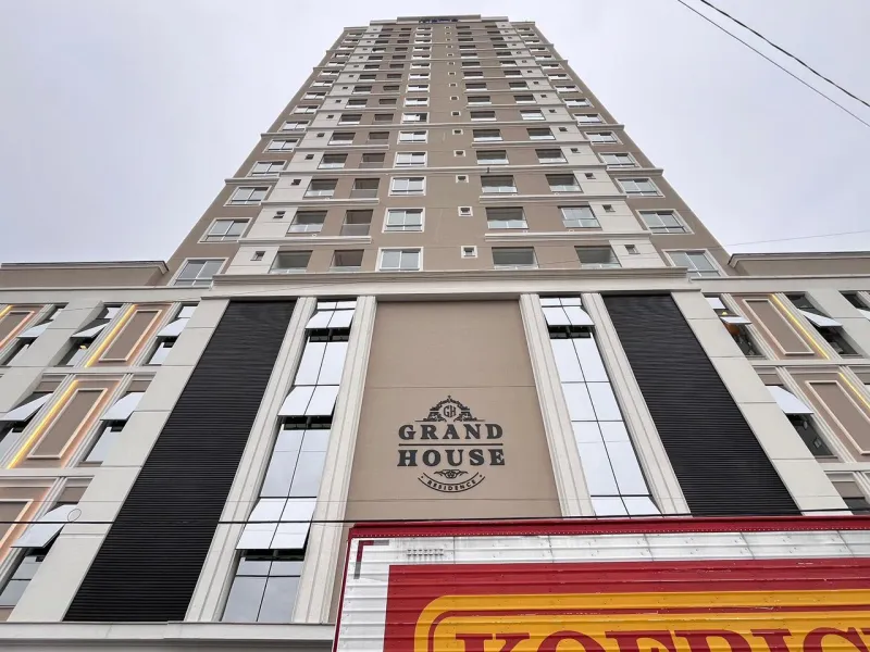 GRAND HOUSE