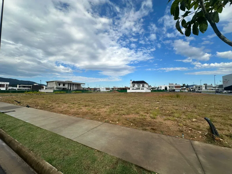 LOTE VIVA PARK
