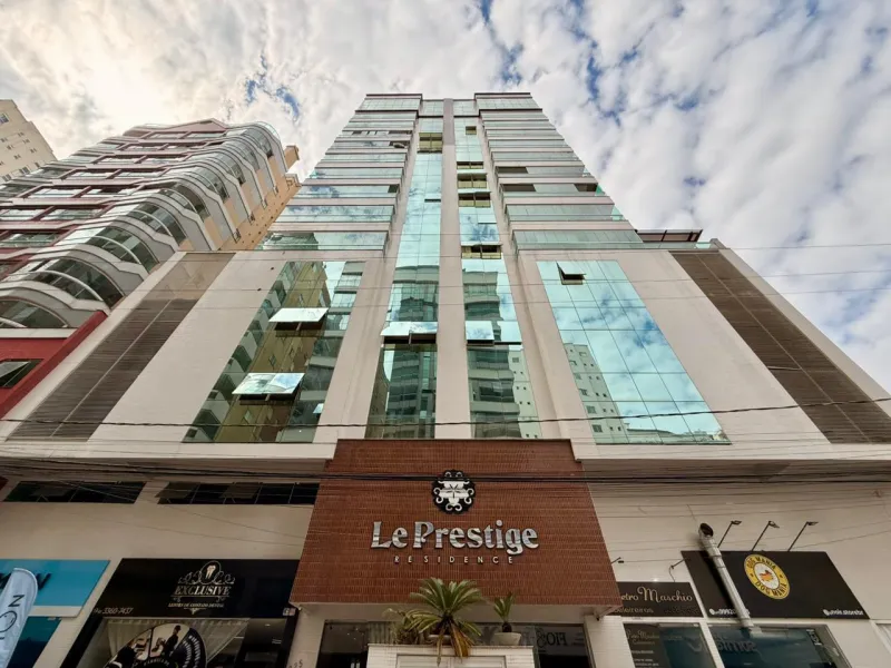LE PRESTIGE