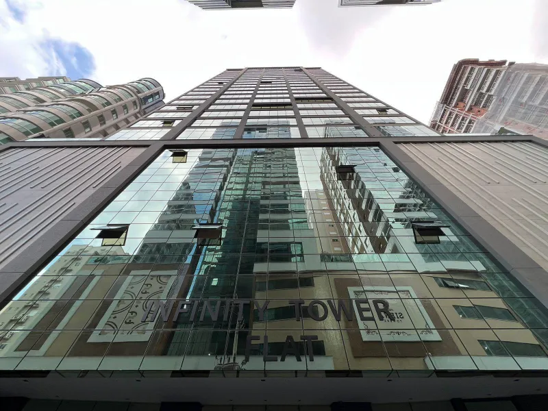 INFINITY TOWER FLAT